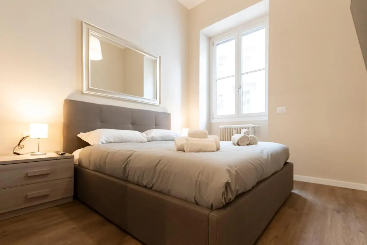 Missori Apartment 2 Милан