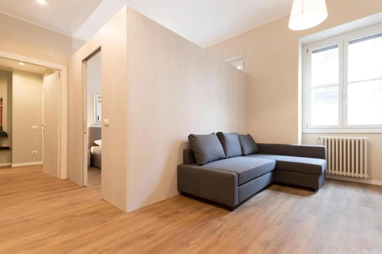 Missori Apartment 2 Милан